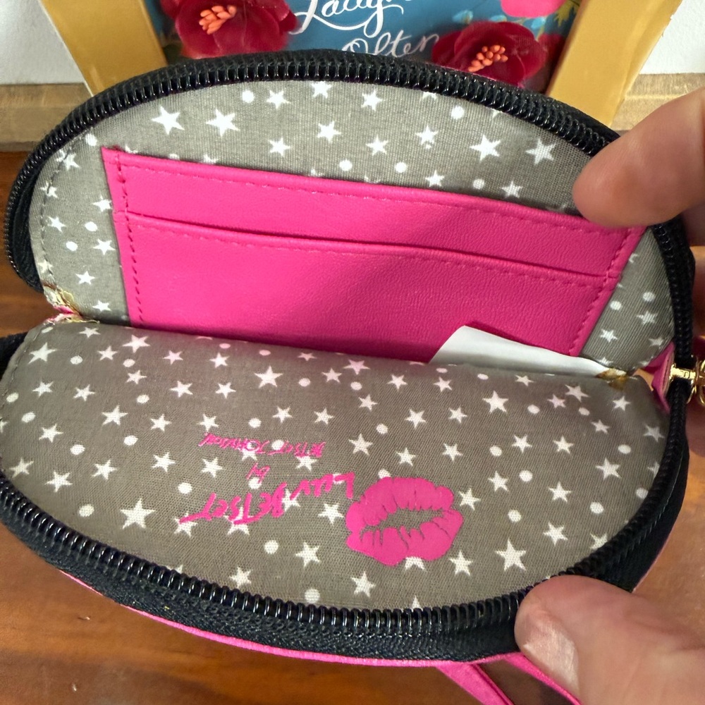 LUV Betsy Johnson Pink π©· Kitty Cat Face Wallet Wristlet Credit Card Coin Purse - Picture 7 of 12